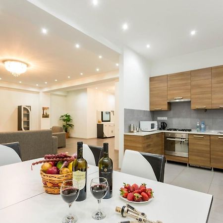 Apartment In The City Center Lll Tbilisi Exteriér fotografie